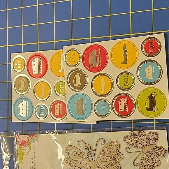 Paper Crafts Scrapbook Chipboard Lot of 5 items - Picture 5 of 5